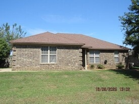 41 Eaglebrook Dr in Conway, AR - Building Photo
