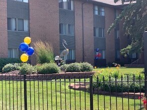 The Heartland Affordable Senior Housing in Peoria, IL - Building Photo - Building Photo