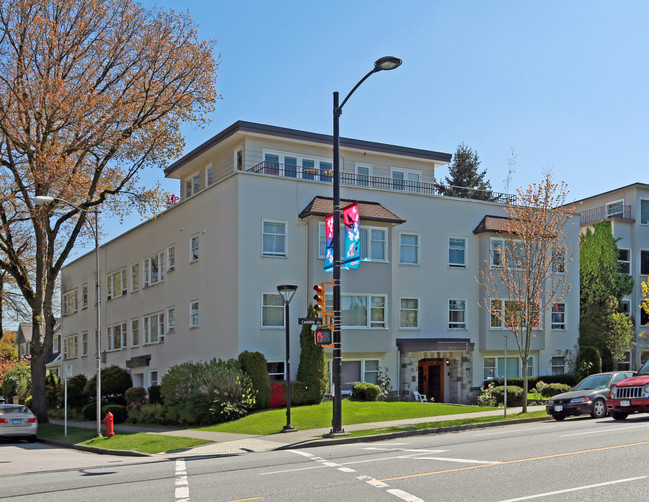 The Glenborough The Glenborough The Glenbor in Vancouver, BC - Building Photo - Primary Photo