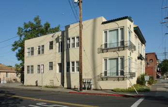 25 S 10th St in San Jose, CA - Building Photo - Building Photo