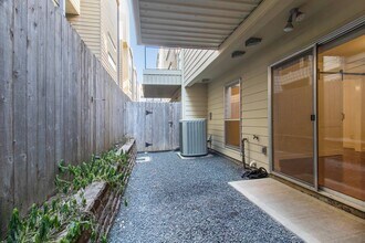 2940 Cline St in Houston, TX - Building Photo - Building Photo