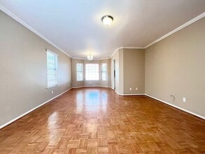 3240 Coral Harbor Dr in Las Vegas, NV - Building Photo - Building Photo