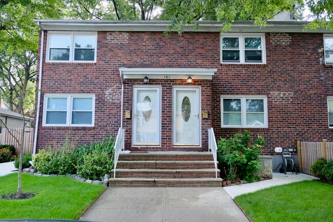 161 Byrne Ave, Unit 2