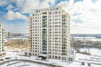 Equinoxe in Laval, QC - Building Photo - Building Photo