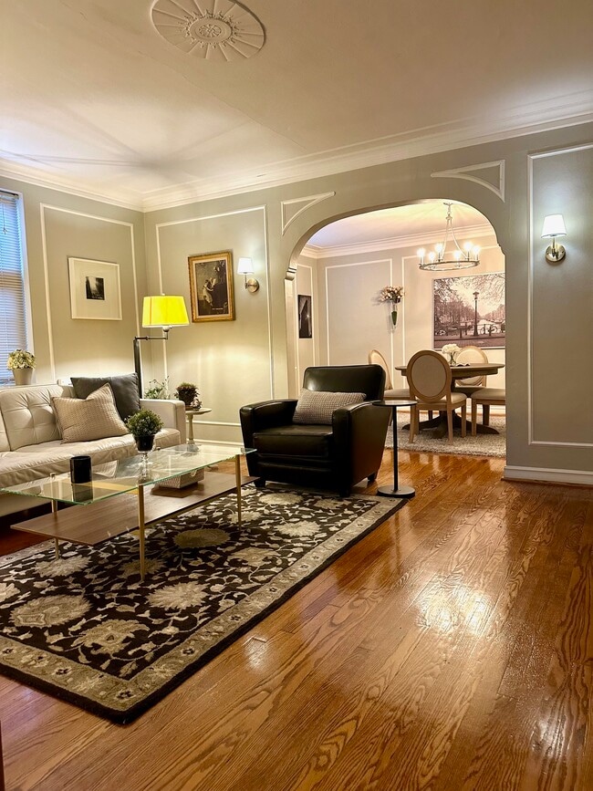 7535 York Dr, Unit 2 in Clayton, MO - Foto de edificio - Building Photo