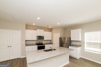 517 Firethorn Ct in Villa Rica, GA - Building Photo - Building Photo