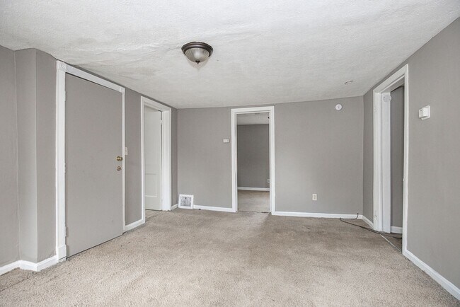 9005 Union in Cleveland, OH - Building Photo - Building Photo