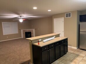 1946 Glenbridge Rd in Bloomington, IL - Building Photo - Building Photo