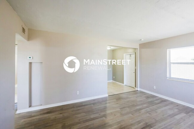 1207 NW 13th Ln in Fort Lauderdale, FL - Building Photo - Building Photo
