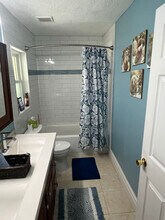 818 N Central Ave in Flagler Beach, FL - Foto de edificio - Building Photo