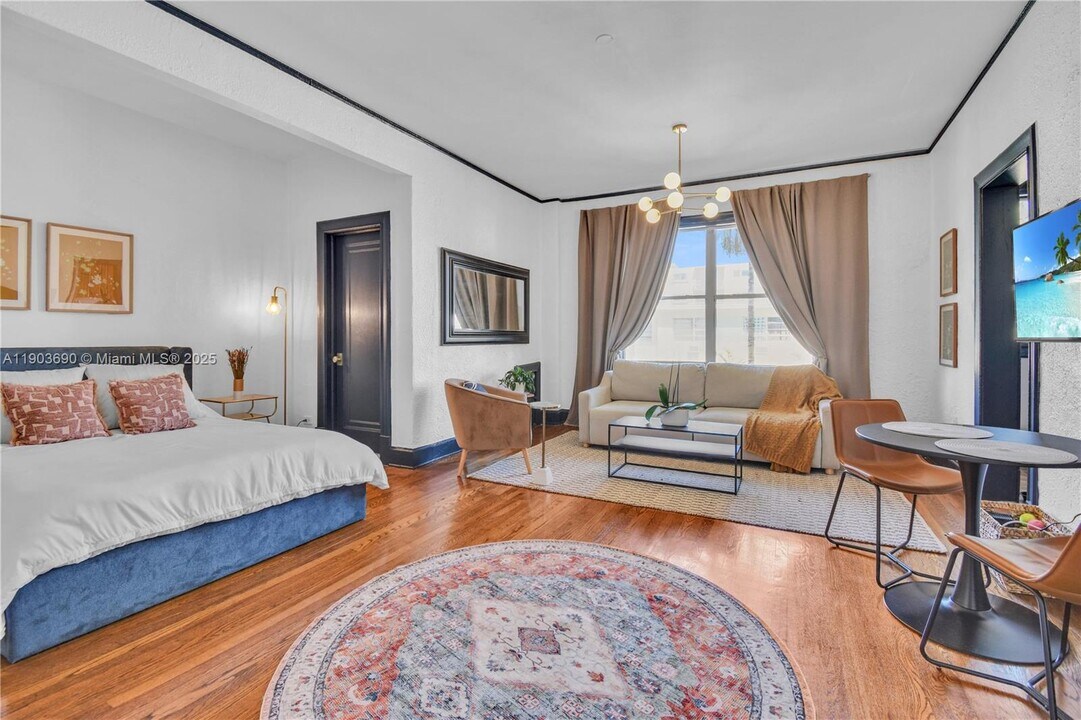 900 16th St in Miami Beach, FL - Building Photo