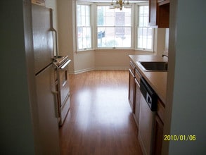 Glenwood Townhomes in Fairport, NY - Foto de edificio - Building Photo