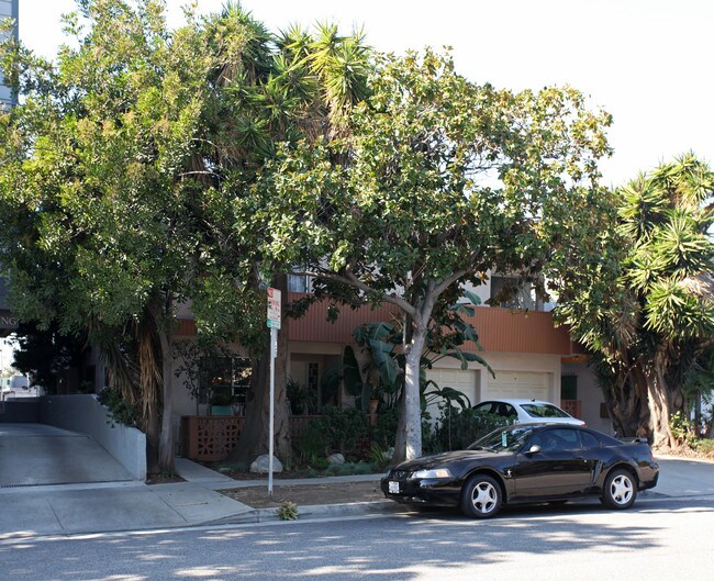 1444 15th St in Santa Monica, CA - Foto de edificio - Building Photo