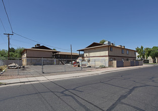 143 S Doran St in Mesa, AZ - Building Photo - Building Photo