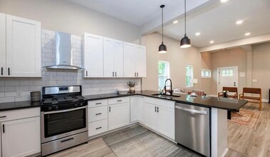 1641 Carrollton Ave in Indianapolis, IN - Building Photo - Building Photo