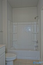 409 Bay Tree Ln SW in Huntsville, AL - Building Photo - Building Photo