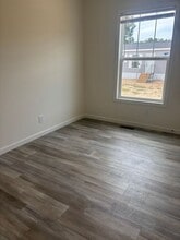 200 Rosewood Ave in Raeford, NC - Building Photo - Building Photo
