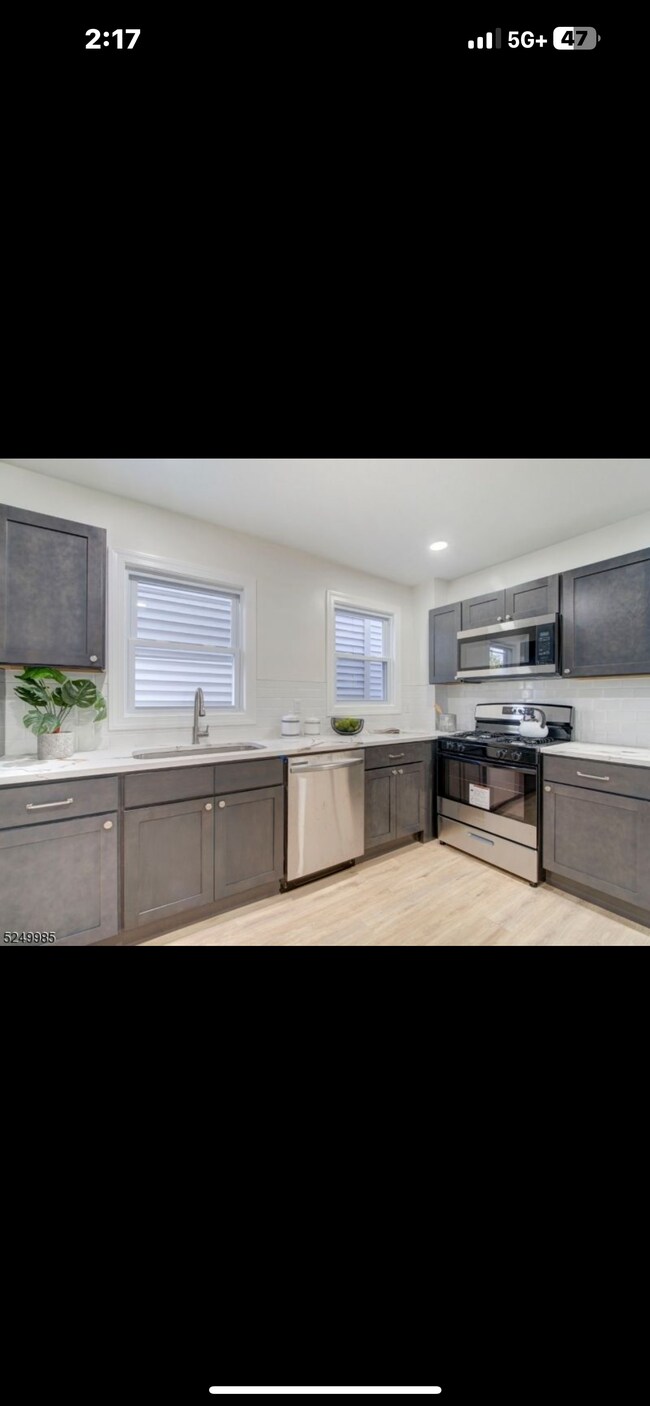 316 Watchung Ave in Orange, NJ - Building Photo - Building Photo