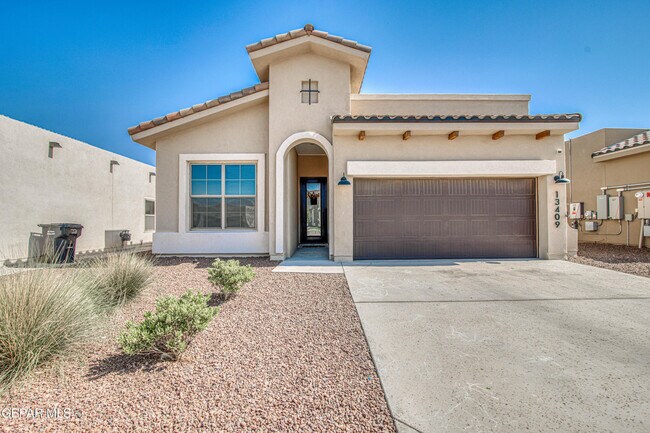 13409 Carterton Ave in Horizon City, TX - Building Photo - Building Photo