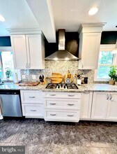 7113 Marlan Dr in Alexandria, VA - Building Photo - Building Photo