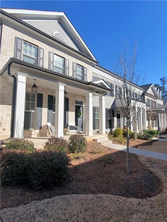 4009 Vickery Gln in Roswell, GA - Foto de edificio