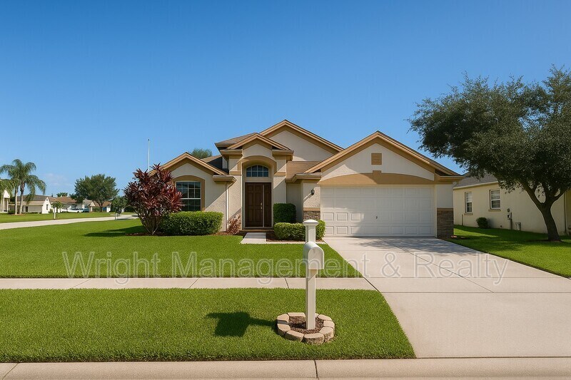 29731 Morwen Pl in Zephyrhills, FL - Foto de edificio