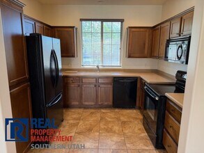 470 S 6250 W in Hurricane, UT - Building Photo - Building Photo
