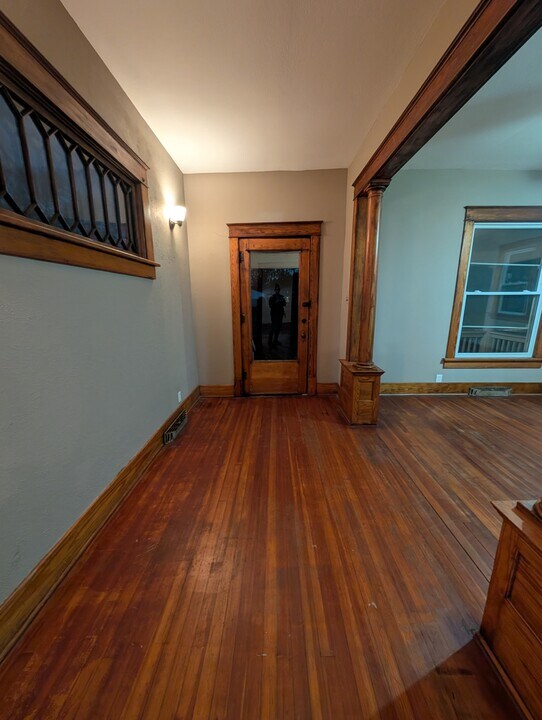 516 NE Twiss Ave in Topeka, KS - Building Photo