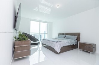 1080 Brickell Ave in Miami, FL - Building Photo - Building Photo