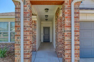 3232 Mt Nebo Dr in Yukon, OK - Building Photo - Building Photo