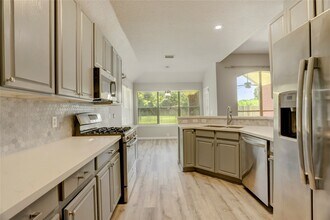 5802 Prade Ranch Ln in Richmond, TX - Building Photo - Building Photo