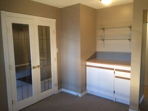 1896 111A St NW in Edmonton, AB - Building Photo - Building Photo