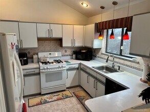 14 Nagle Ln in Central Islip, NY - Building Photo - Building Photo