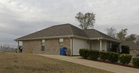 River West Apartments in Port Allen, LA - Building Photo - Building Photo