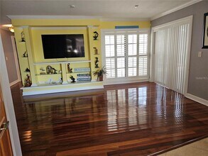 6310 Cocoa Ln in Apollo Beach, FL - Building Photo - Building Photo