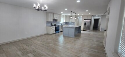 3809 Buddy Owens Blvd in McAllen, TX - Building Photo - Building Photo
