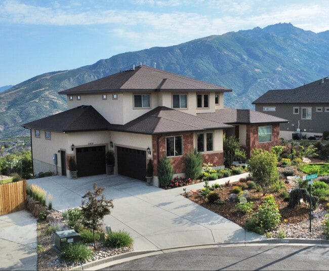 2031 Tall Woods Dr in Draper, UT - Building Photo - Building Photo