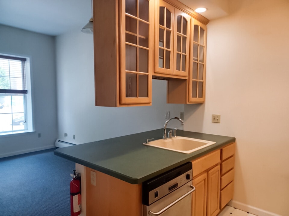 204 Main St, Unit 206-2 in Poughkeepsie, NY - Foto de edificio