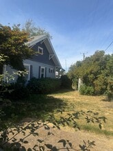 413 Melrose St in Zillah, WA - Building Photo - Building Photo