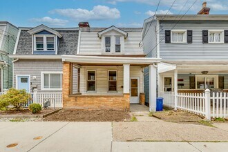 236 Plymouth St in Pittsburgh, PA - Building Photo - Building Photo
