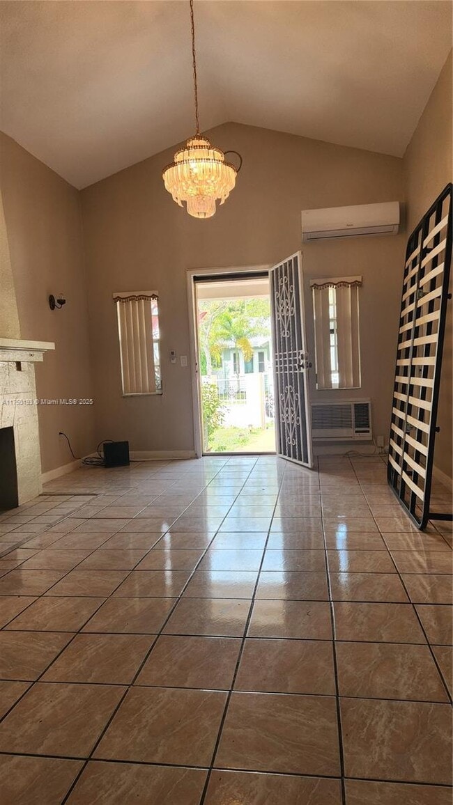 28 NE 49th St in Miami, FL - Building Photo - Building Photo