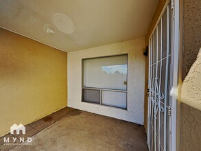 8343 N 59th Dr, Unit 3-037 in Glendale, AZ - Foto de edificio - Building Photo