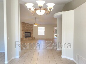 1239 El Portal Dr in Merced, CA - Building Photo - Building Photo