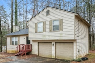 5818 Calico Ct in Lithonia, GA - Building Photo - Building Photo