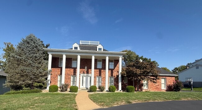 property at 11227 Pointe Ct