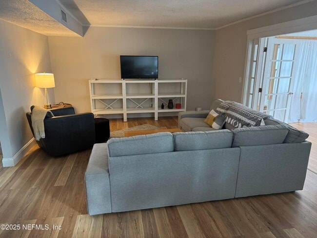 2233 Seminole Rd in Atlantic Beach, FL - Building Photo - Building Photo