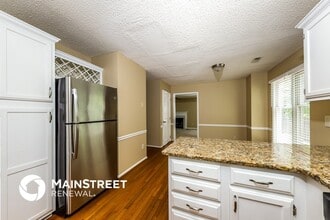 7141 Avenbury Cir in Kernersville, NC - Foto de edificio - Building Photo