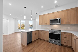 Narberth Square in Narberth, PA - Building Photo