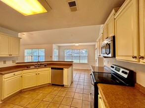 6519 Royal King Dr in Bartlett, TN - Building Photo - Building Photo