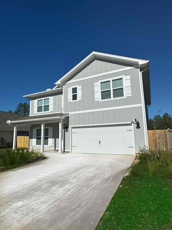 property at 10 Oak Tree Ln